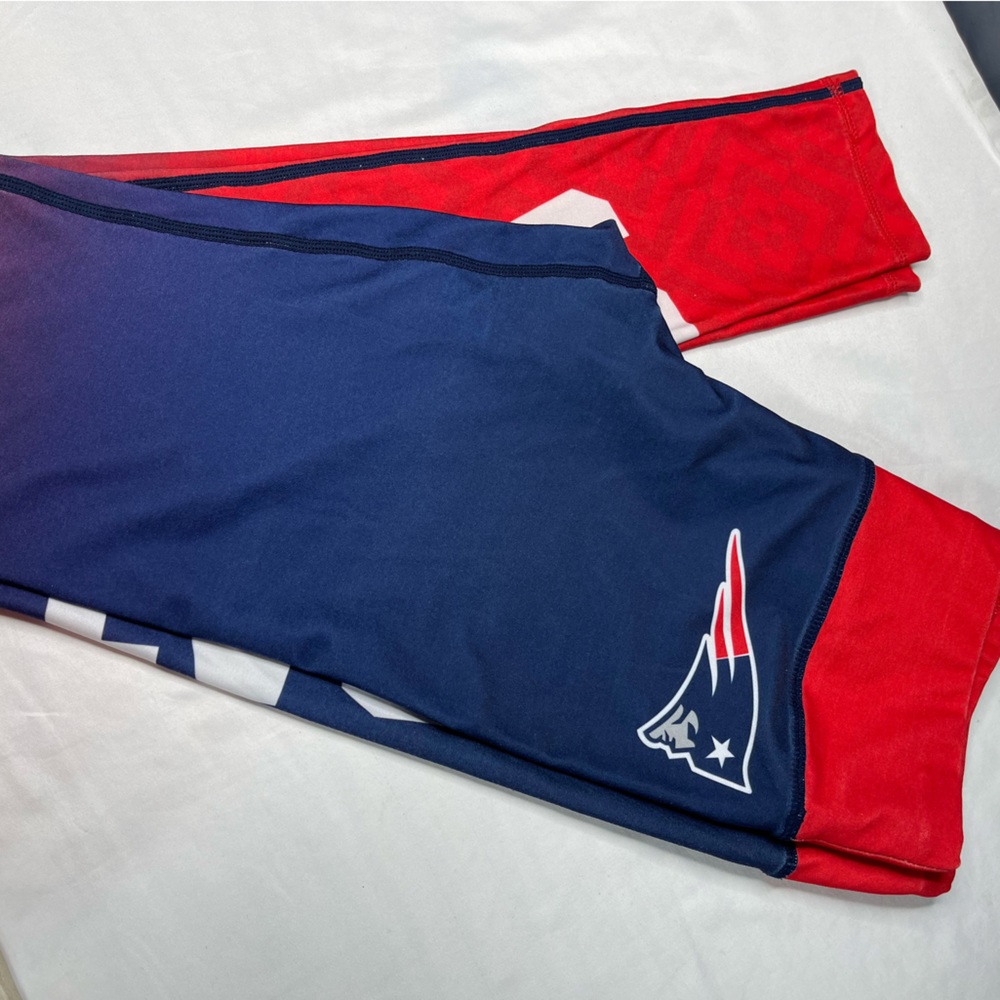 New England Patriots leggings size medium